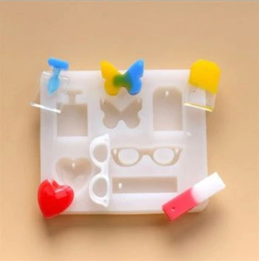 6 Cavity Jwellery & Keychain Mould